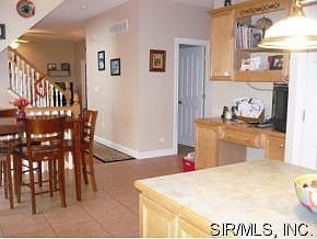 3rd image of 173 Somerset Dr