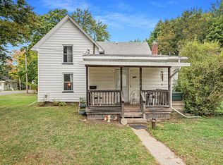 1013 Oak St, Lennon, MI 48449