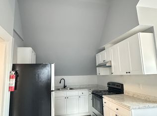 305 Roseville Ave FLOOR 3, Newark, NJ 07107