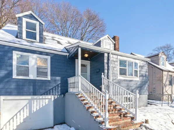 43 Auriga St, Dorchester, MA 02122
