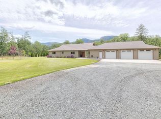2882 Dick George Rd, Cave Junction, OR 97523