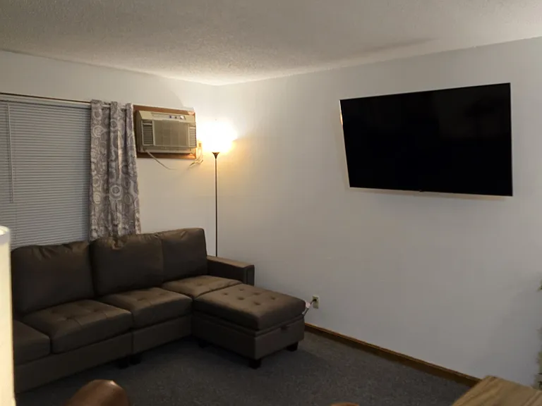 506 E Elm St #2 — Photo 5