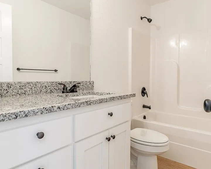 952 Petit Jean St — Photo 19