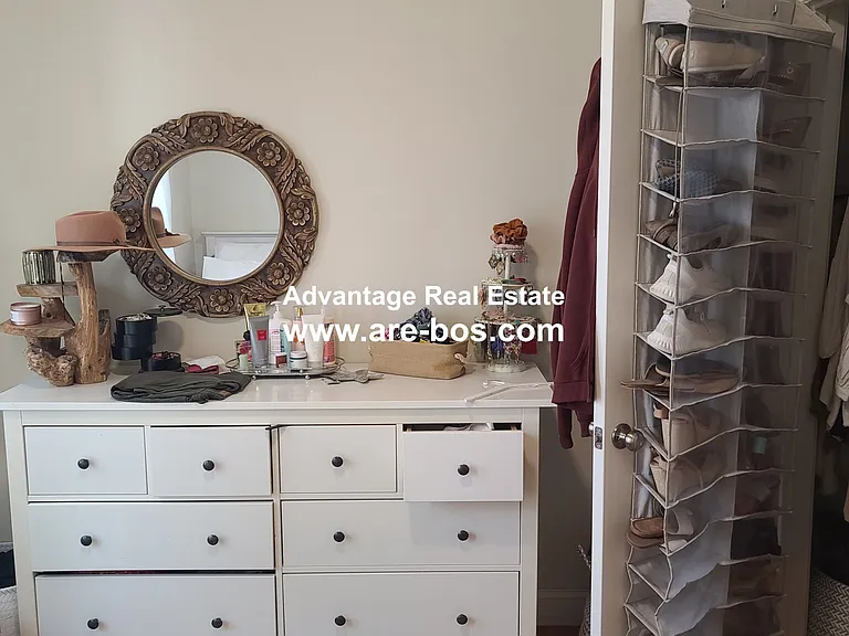 121 Webster Ave #1 — Photo 20