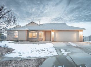 6892 Glen Hills Dr NE, Rio Rancho, NM 87144