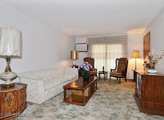 2nd image of 7117 W Belmont Ave APT 1A
