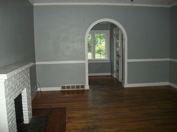 4th image of 623 Leland Ave