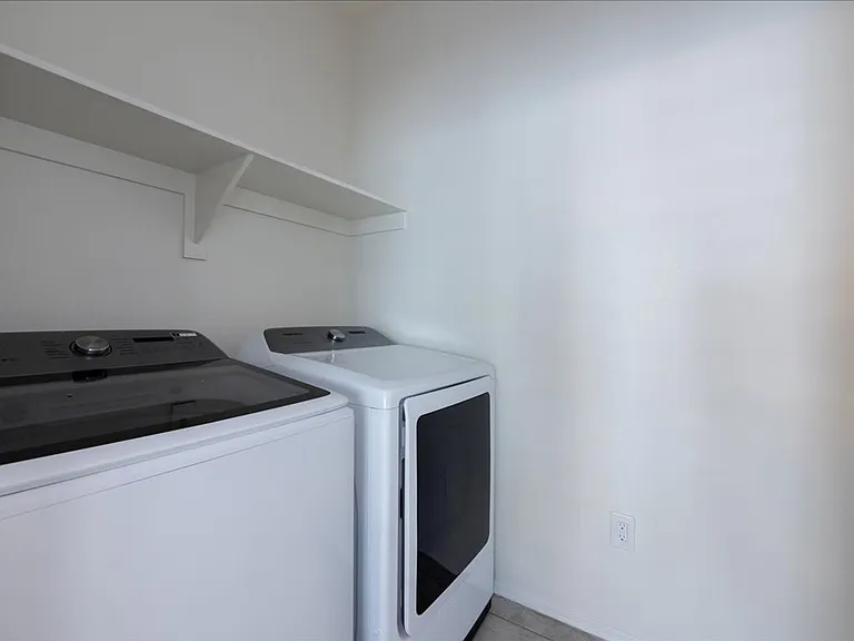 7453 S Via Plaza Del Maya — Photo 17