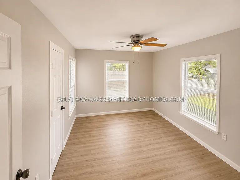 8105 Bonner Dr — Photo 8