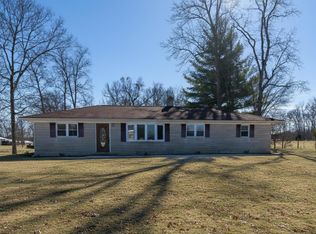 10490 Twin Oaks Dr, Dillsboro, IN 47018
