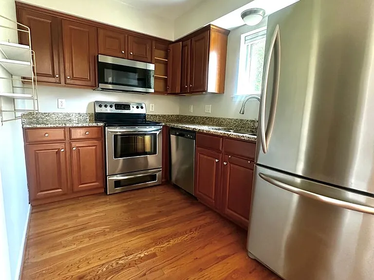 213 Summit Ridge Dr — Photo 12