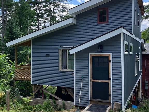 Private easy access entrance with parking for two vehicles