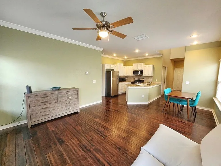 2800 Arbor Rd — Photo 3