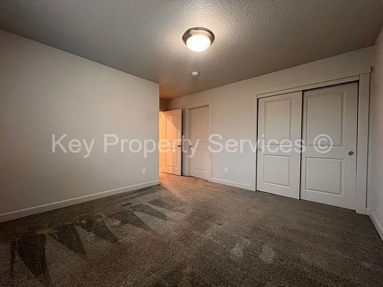 174 Loganberry Ct — Photo 13