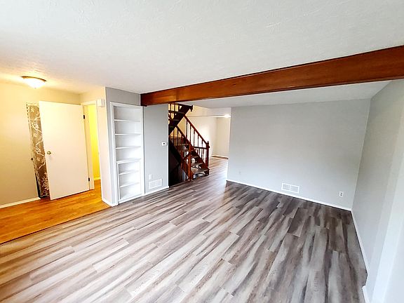 4th image of 4377 Biscayne Ct