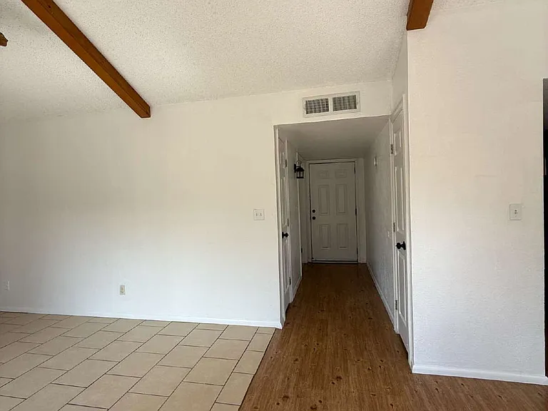 1670 Jones Ln — Photo 38