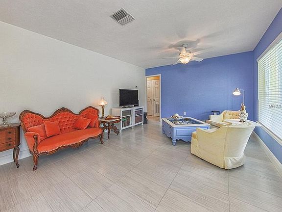 4th image of 141 Gulf Ave