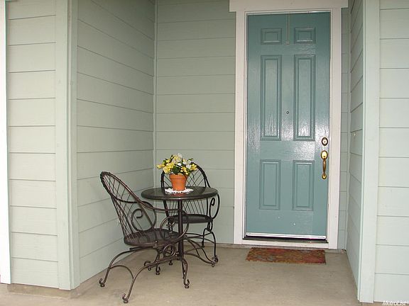 3rd image of 2367 N Creekside Dr