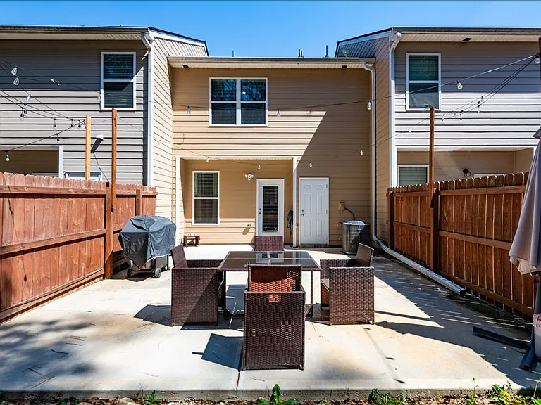 2514 Piering Dr — Photo 32