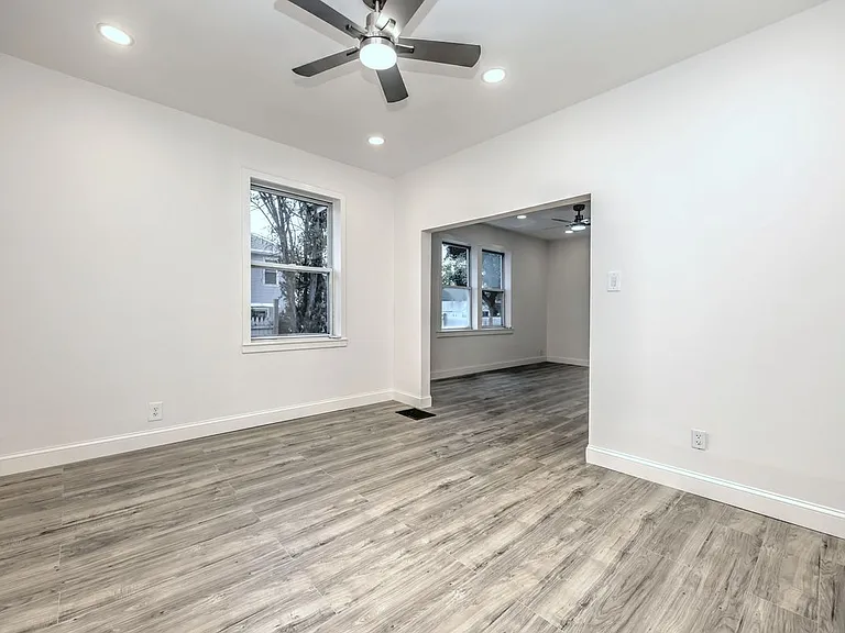 330 Naugatuck Ave — Photo 17