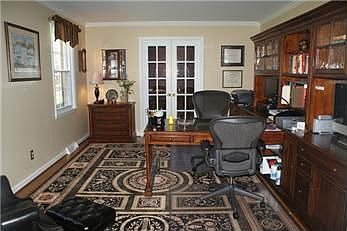 5th image of 639 Farfields Dr