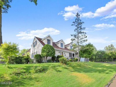1 Robin Pl, Old Greenwich, CT, 06870