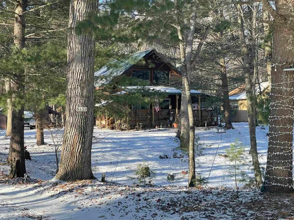 3139 2nd Ct, Oxford, WI 53952