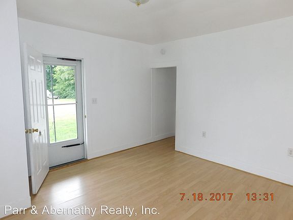 5th image of 216 S 16th Ave