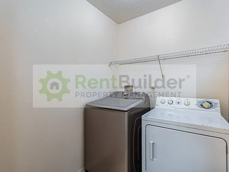 10532 Ramah Dr NW — Photo 20