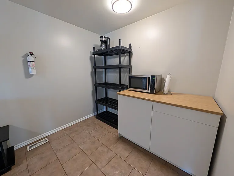 3 Tara Cres — Photo 11