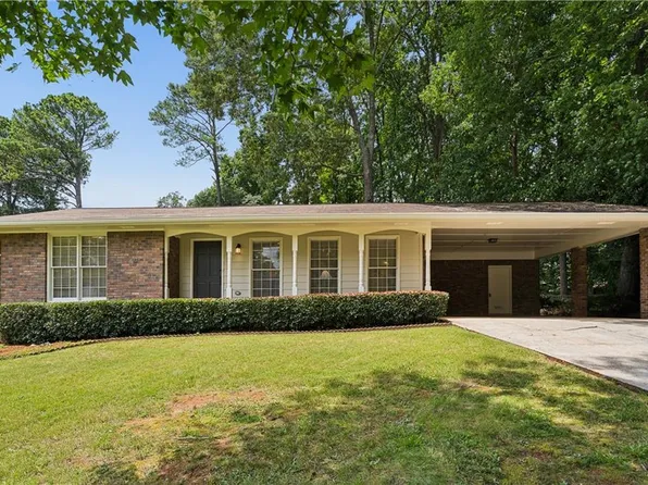 3810 Sarahs Ln, Tucker, GA 30084