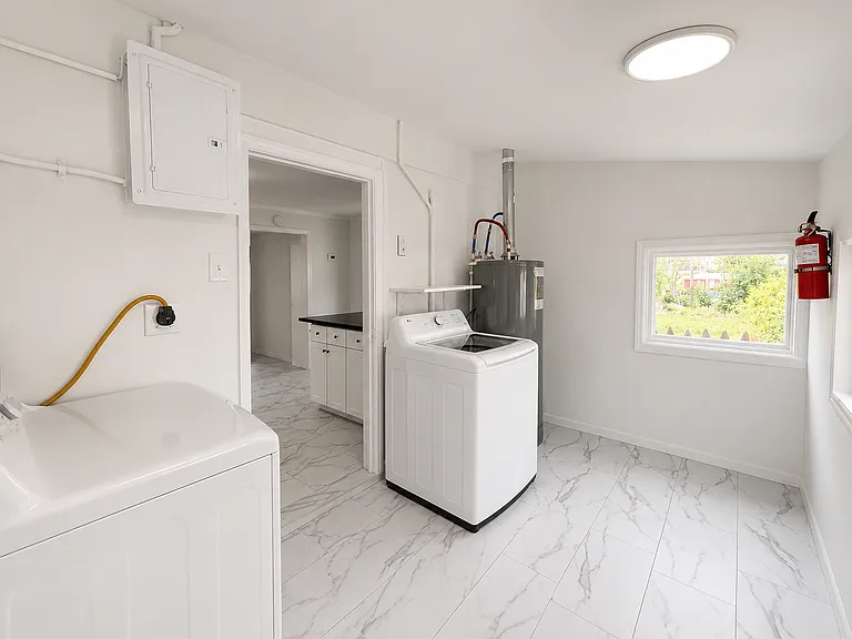 1831 S 13th St — Photo 14