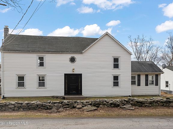 3rd image of 700 Mettacahonts Road