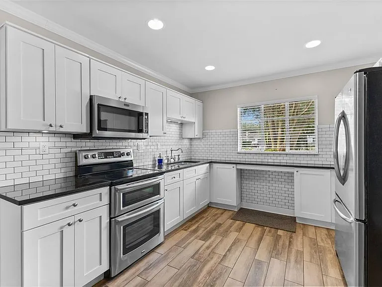 4009 W San Rafael St — Photo 4
