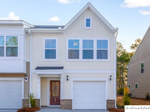 325 Canary Grass Ct, Lexington, SC 29072