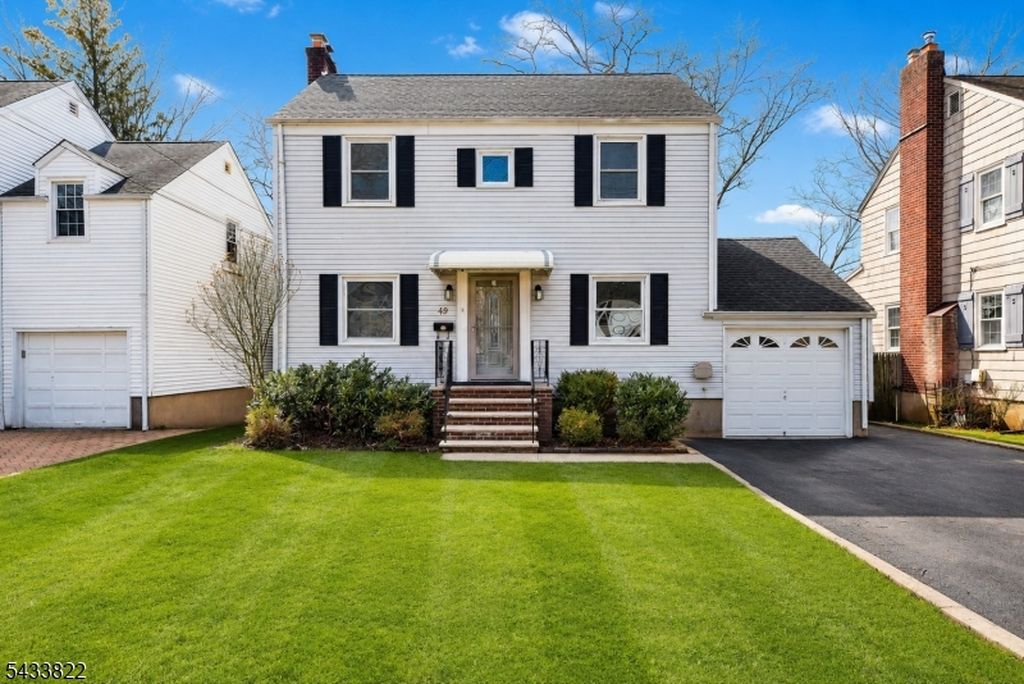 49 Amherst Pl, Livingston, NJ, Livingston