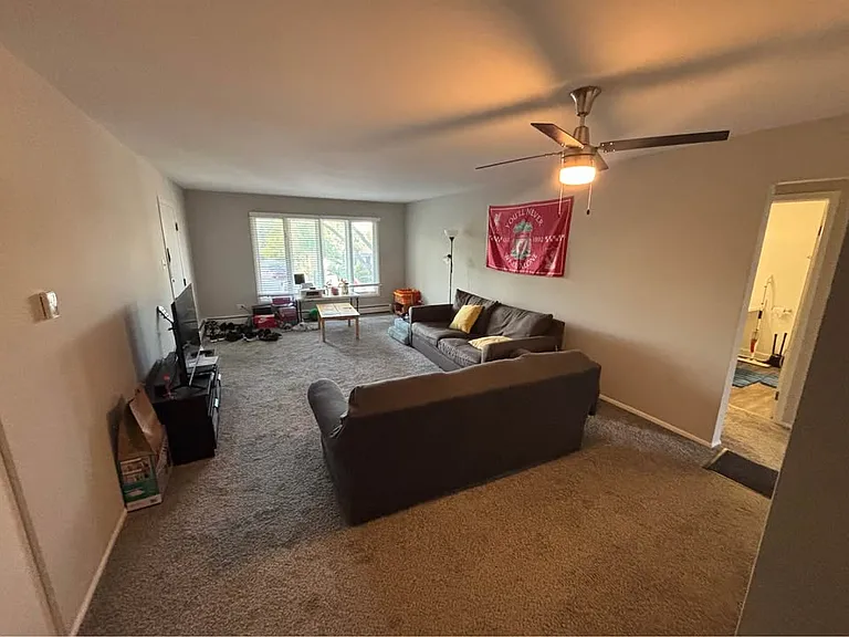 41 58th St #24C — Photo 4
