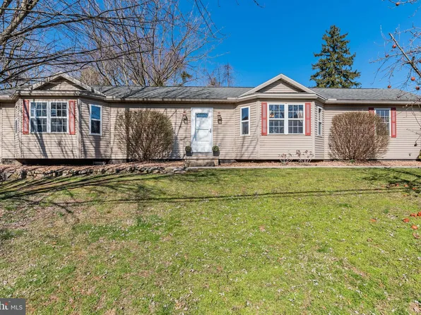 1778 Buchanan Trl E, Shady Grove, PA 17256