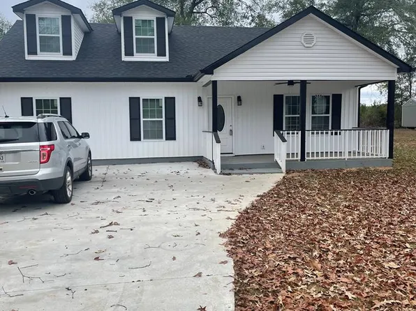 211 Edgewood Dr, Bainbridge, GA 38819