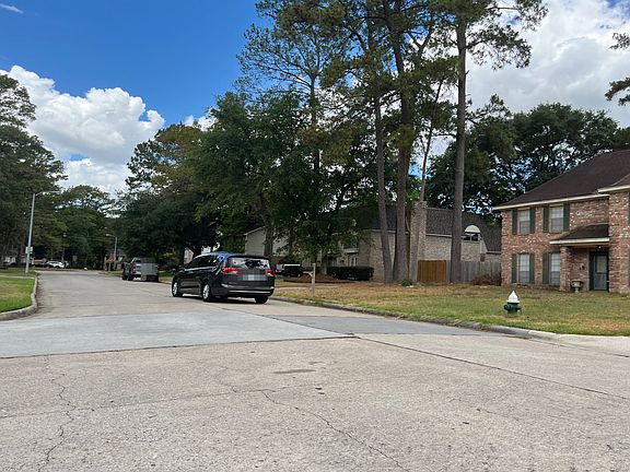 5th image of 15314 Falling Creek Dr