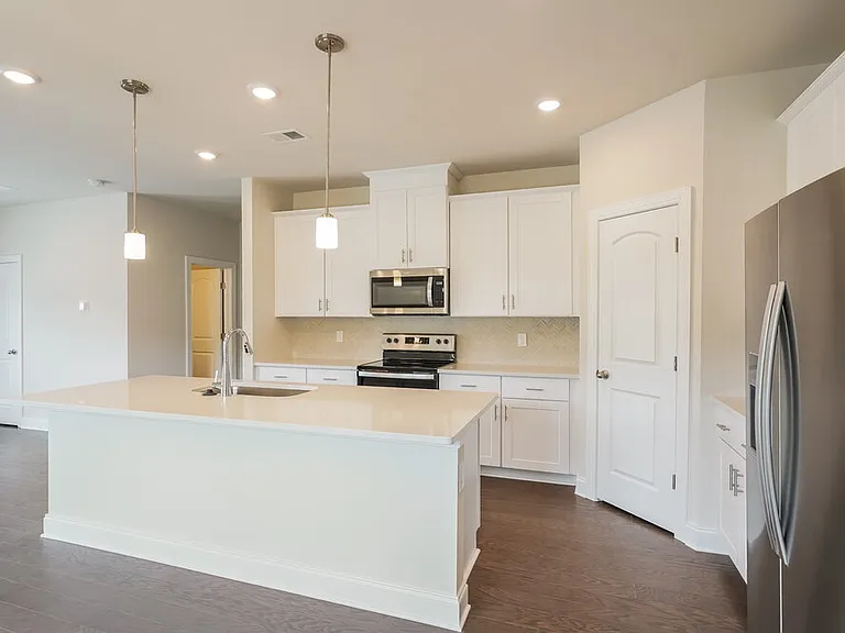 1701 Tahoma Dr — Photo 8