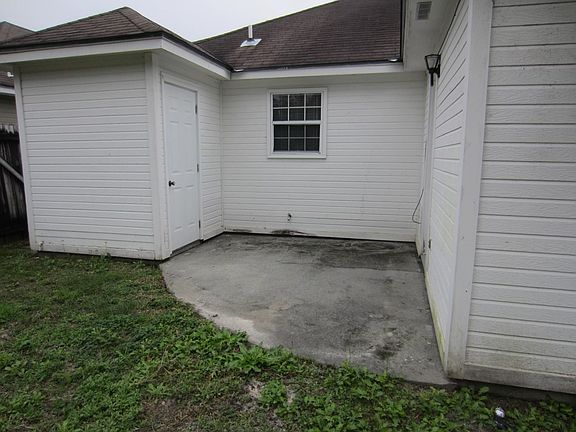 2nd image of 3008 Kensington Ln