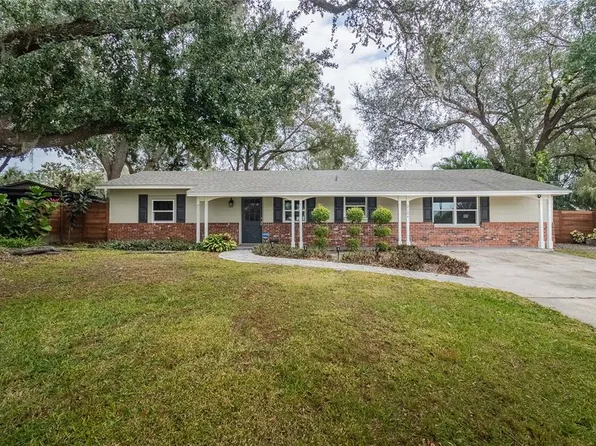 2104 John Arthur Way, Lakeland, FL 33803