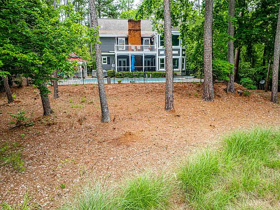 4th image of 1241 Cedar Ridge Dr