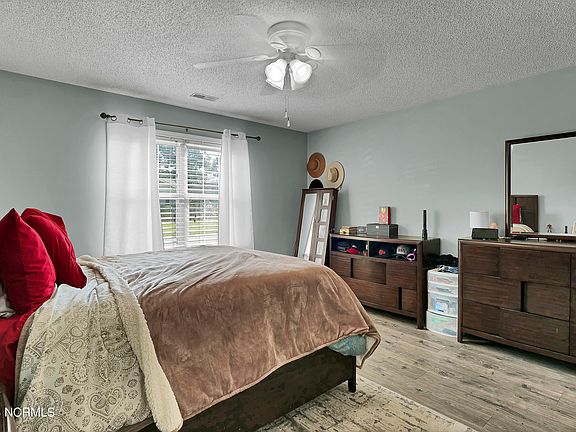 4th image of 619 Lanvale Hills Circle NE