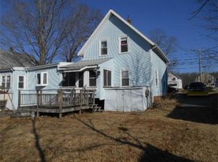 95 Franklin St, Whitman, MA 02382