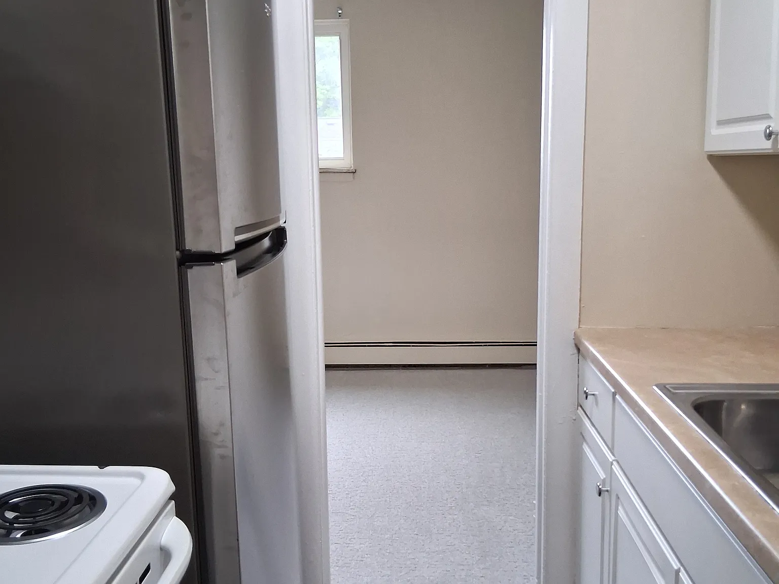 2 bed, 800 sqft, $1,100 — Photo 4