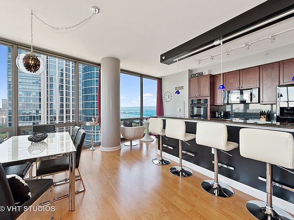 2nd image of 1235 S Prairie Ave #23