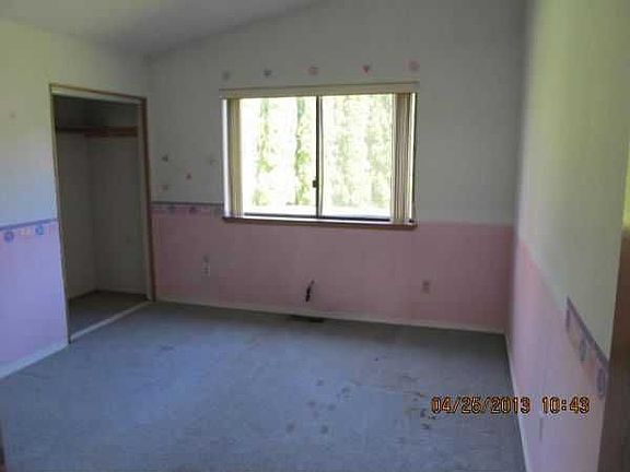3rd image of 11209 242nd Ave E