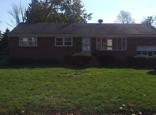 45 N Laurel Ave, Iselin, NJ 08830